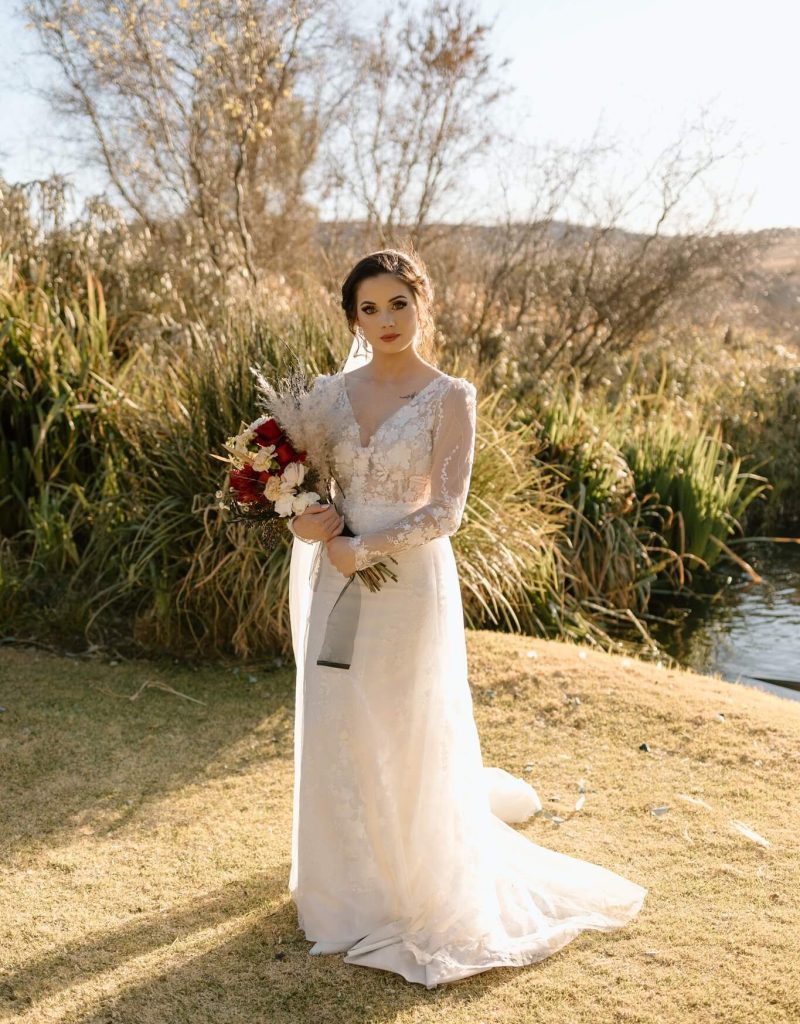 Cradle-Valley-Bride-On-The-Lawn