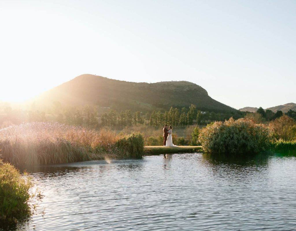 Cradle-Valley-Couple-At-The-Dam