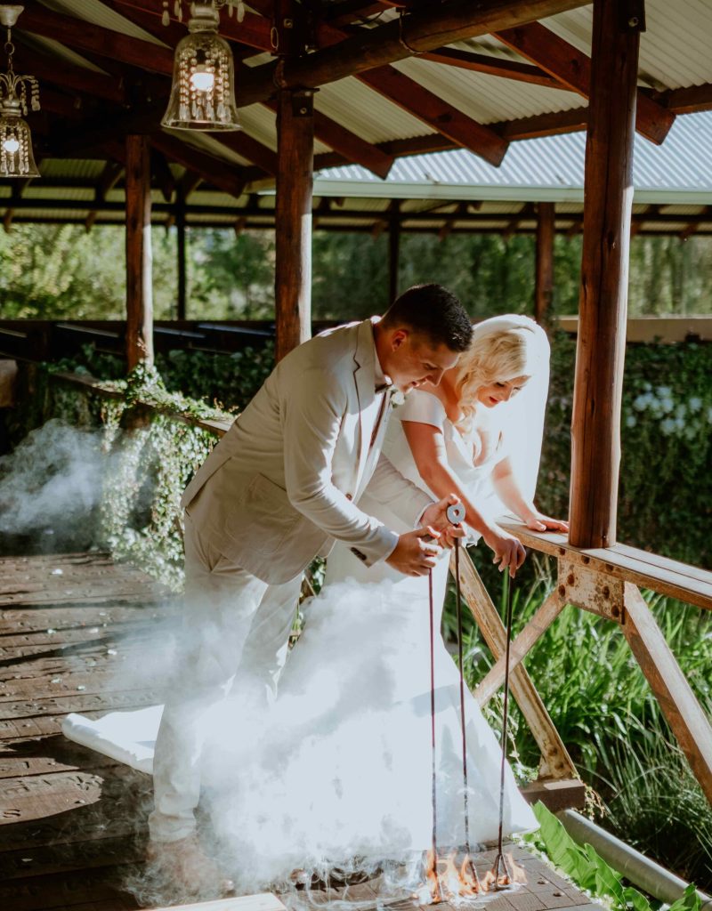 Cradle-Valley-Couple-Branding-On-Remembrance-Bridge